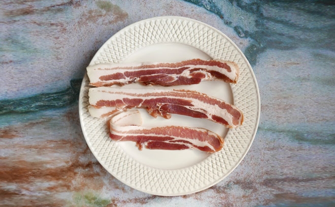 Cold Smoked Streaky Bacon